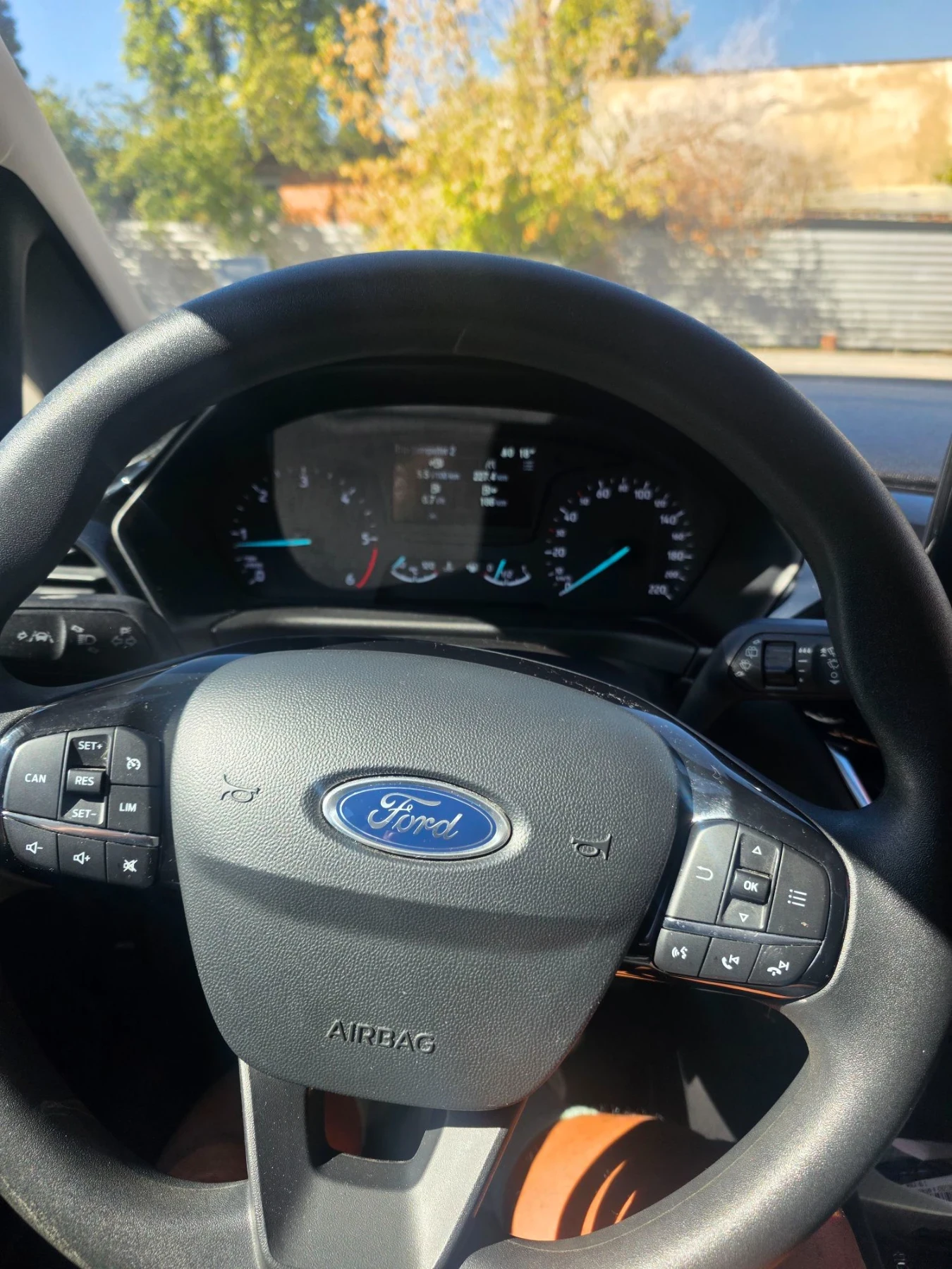 Ford Fiesta 1.5 ����� | Mobile.bg � ����������� 8