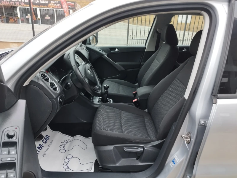 VW Tiguan 2.0TDI, снимка 8 - Автомобили и джипове - 49454279