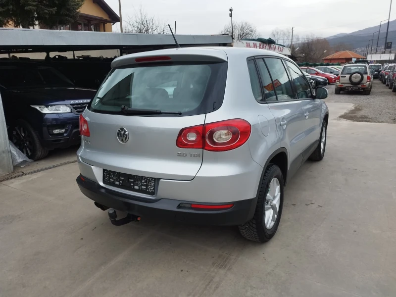 VW Tiguan 2.0TDI, снимка 4 - Автомобили и джипове - 49454279