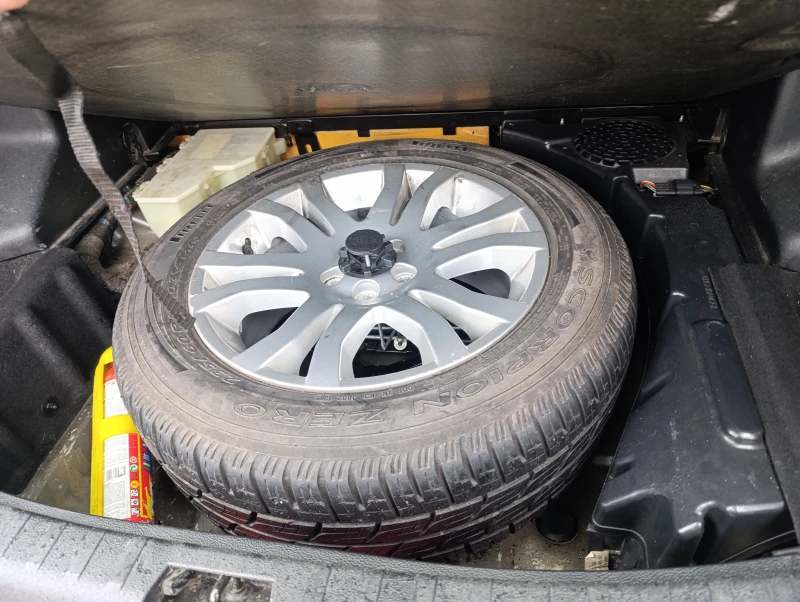 Land Rover Freelander HSE TD4, снимка 6 - Автомобили и джипове - 52485955