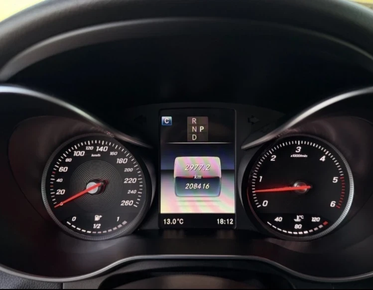 Mercedes-Benz GLC 220 2.2Dizel AMG Line 9G 4matik, снимка 14 - Автомобили и джипове - 55776061