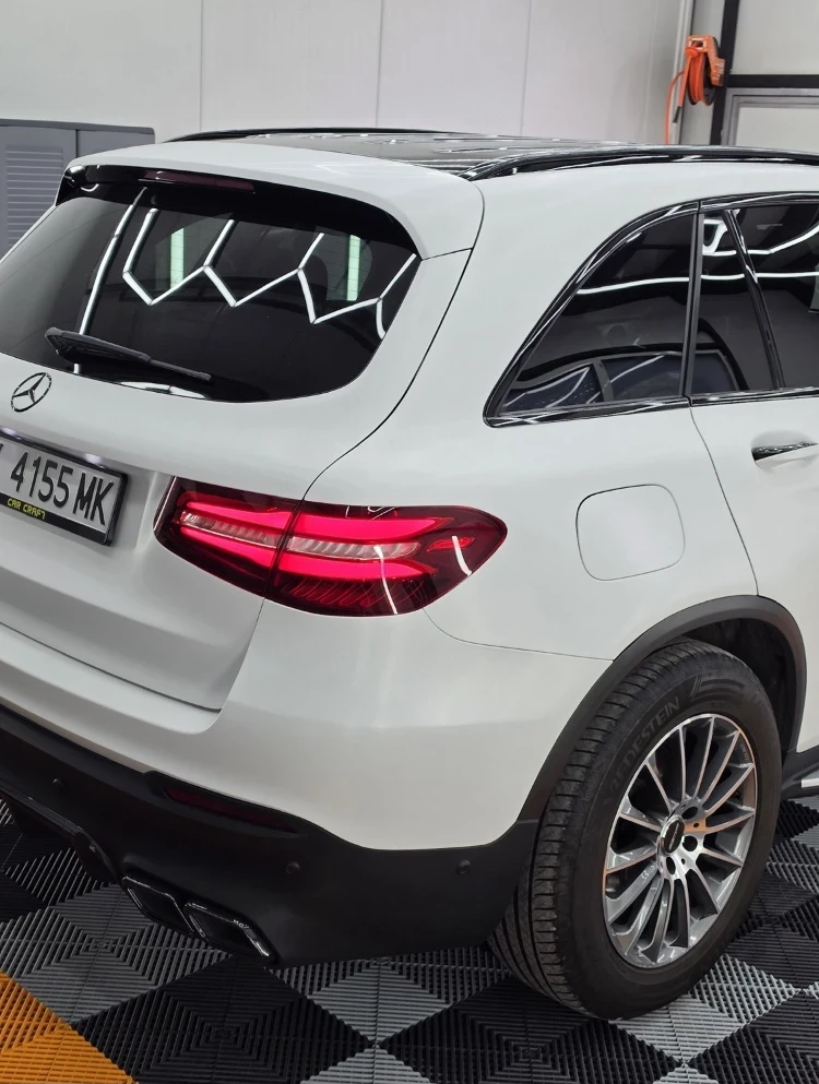 Mercedes-Benz GLC 220 2.2Dizel AMG Line 9G 4matik, снимка 6 - Автомобили и джипове - 55776061