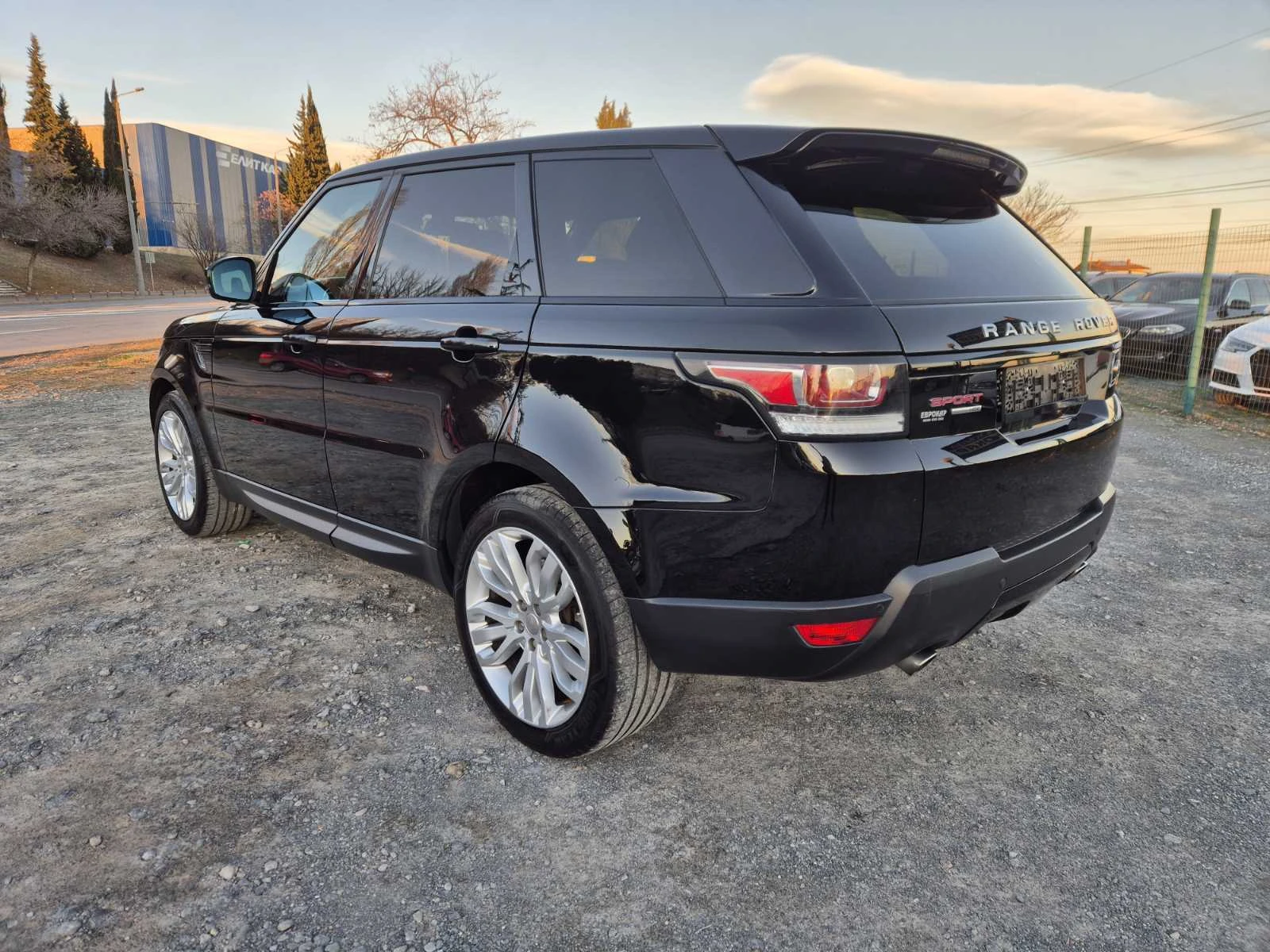 Land Rover Range Rover Sport 3.0d HSE - изображение 3