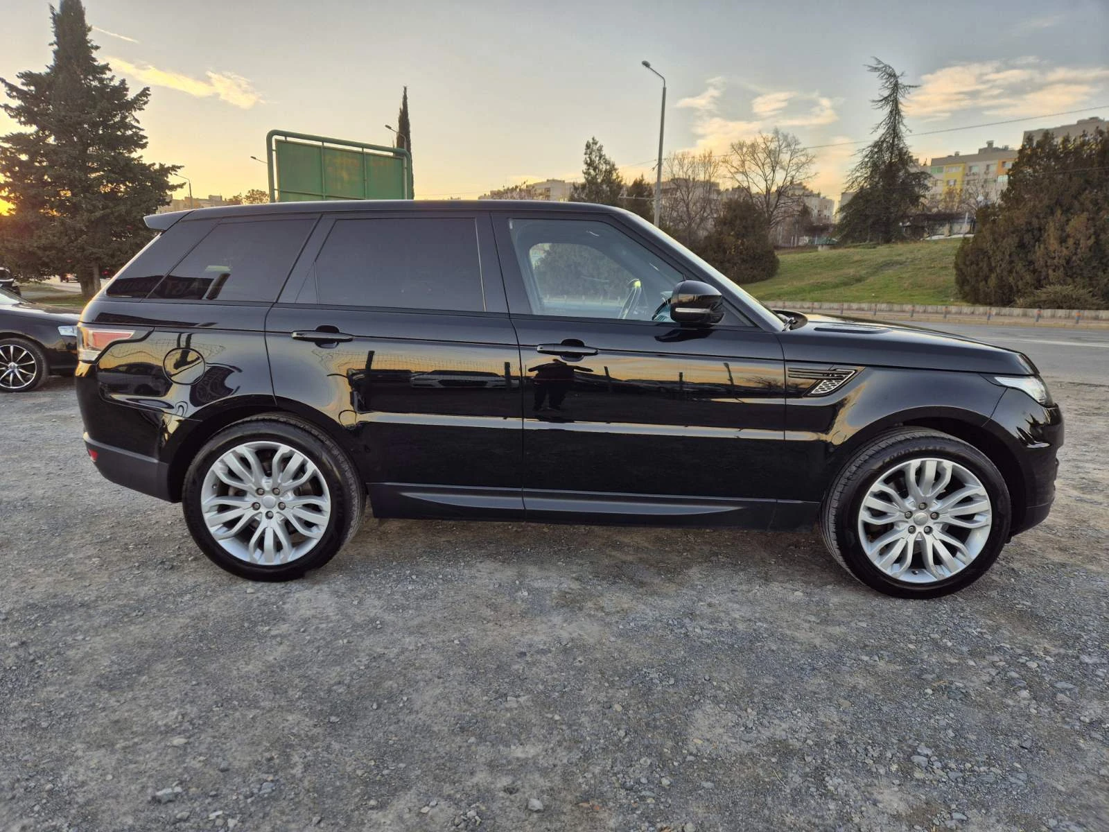 Land Rover Range Rover Sport 3.0d HSE - изображение 6