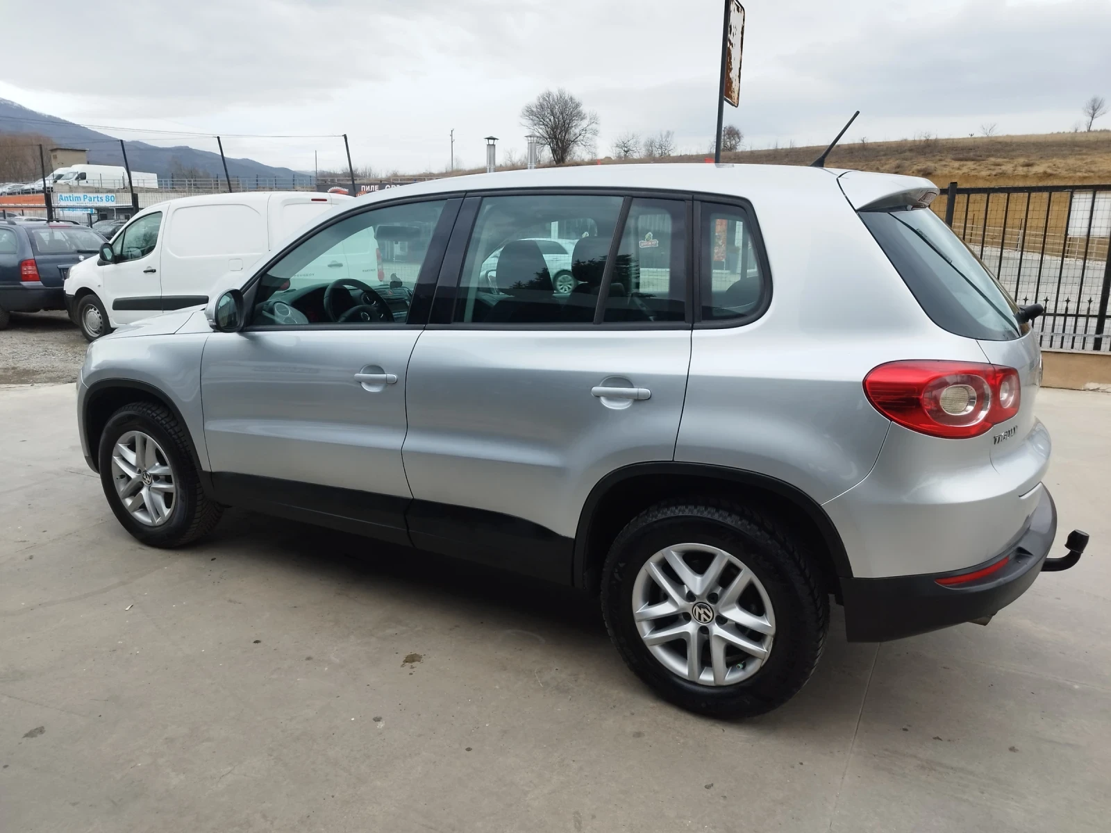 VW Tiguan 2.0TDI - изображение 7