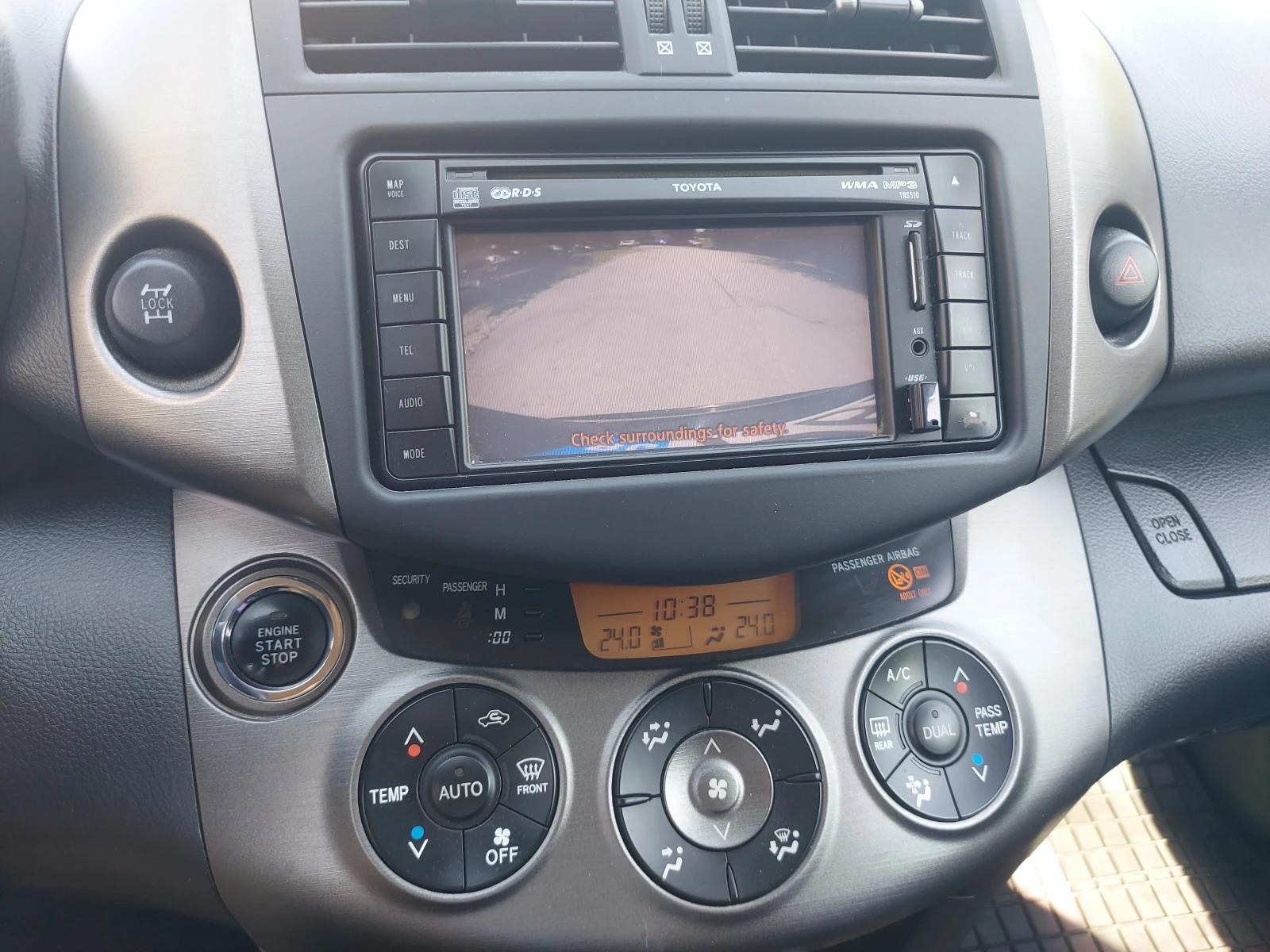 Toyota Rav4 2.2 D4D  - изображение 6