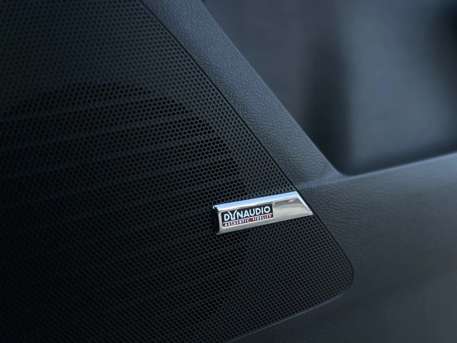 VW Tiguan 2.0TDI R LINE XENON LED NAVI KEYLESS PANO 4MOTION | Mobile.bg � ����������� 14