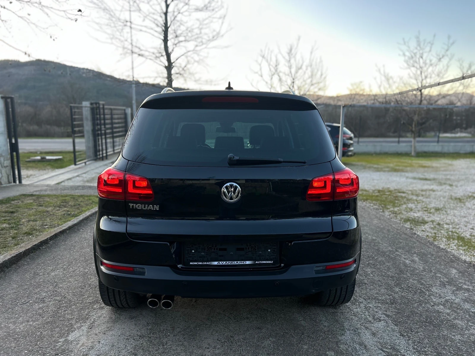 VW Tiguan 2.0TDI R LINE XENON LED NAVI KEYLESS PANO 4MOTION - изображение 6