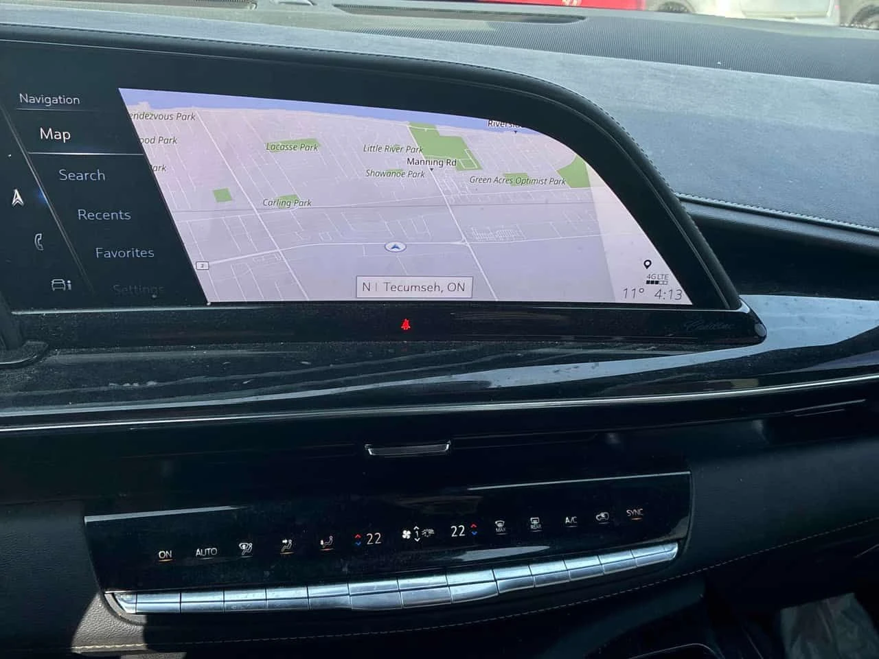 Cadillac Escalade * Sport * NIGHT VISION* ОБДУХВАНЕ* DISTRONIC* , снимка 9 - Автомобили и джипове - 53911423