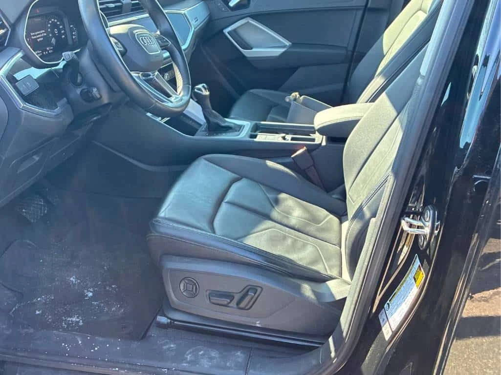 Audi Q3 /CAMERA/ПОДГРЕВИ/LED/АВТОКРЕДИТ , снимка 5 - Автомобили и джипове - 54549299
