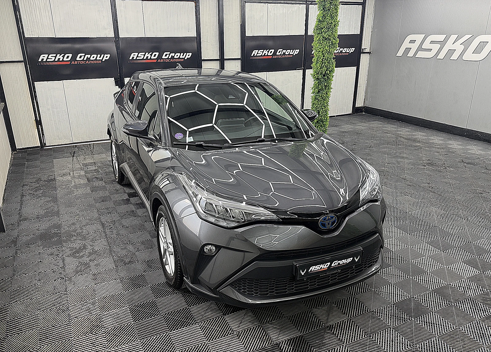 Toyota C-HR HIBRID/KAMERA/KeylessGo/ТОП СЪСТОЯНИЕ!!!!ЛИЗИНГ, снимка 7 - Автомобили и джипове - 55432194