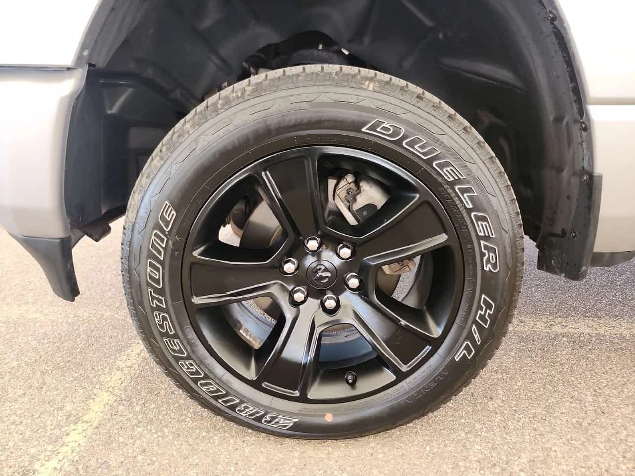 Dodge RAM 1500 * Sport 4x4 Crew Cab 5'7" Box * CARFAX * Б, снимка 7 - Автомобили и джипове - 55612835