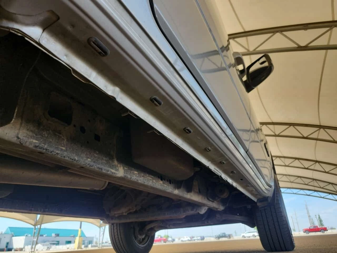 Dodge RAM 1500 * Sport 4x4 Crew Cab 5'7" Box * CARFAX * Б, снимка 13 - Автомобили и джипове - 55612835
