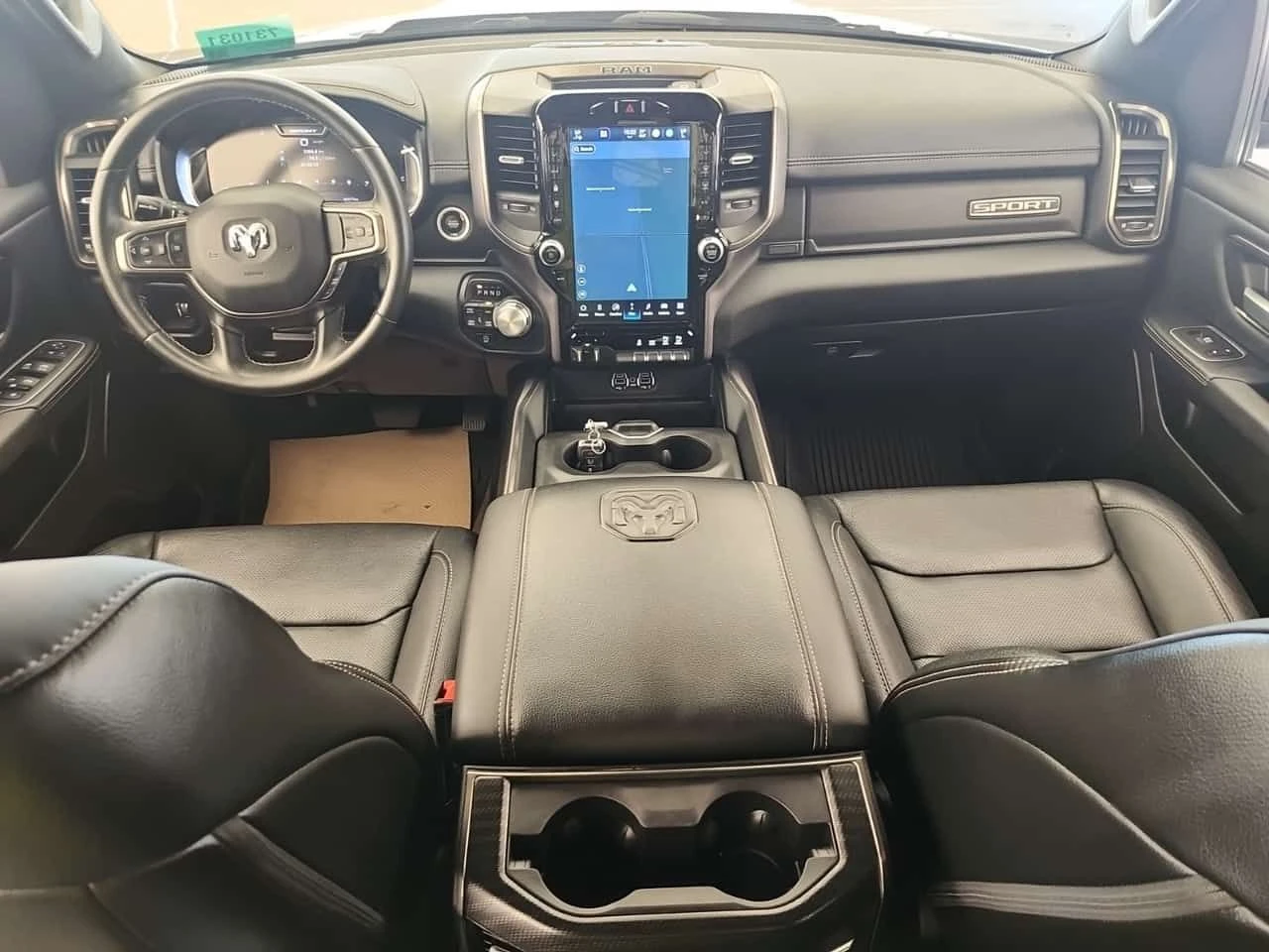 Dodge RAM 1500 * Sport 4x4 Crew Cab 5'7" Box * CARFAX * Б, снимка 9 - Автомобили и джипове - 55612835