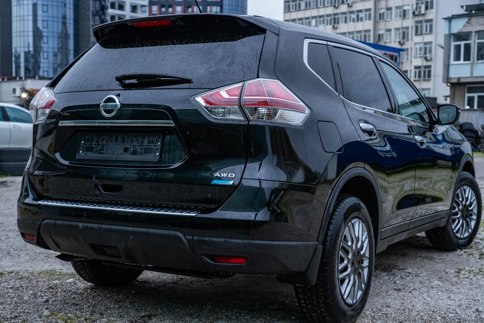 Nissan Rogue SPORT, снимка 4 - Автомобили и джипове - 55730474