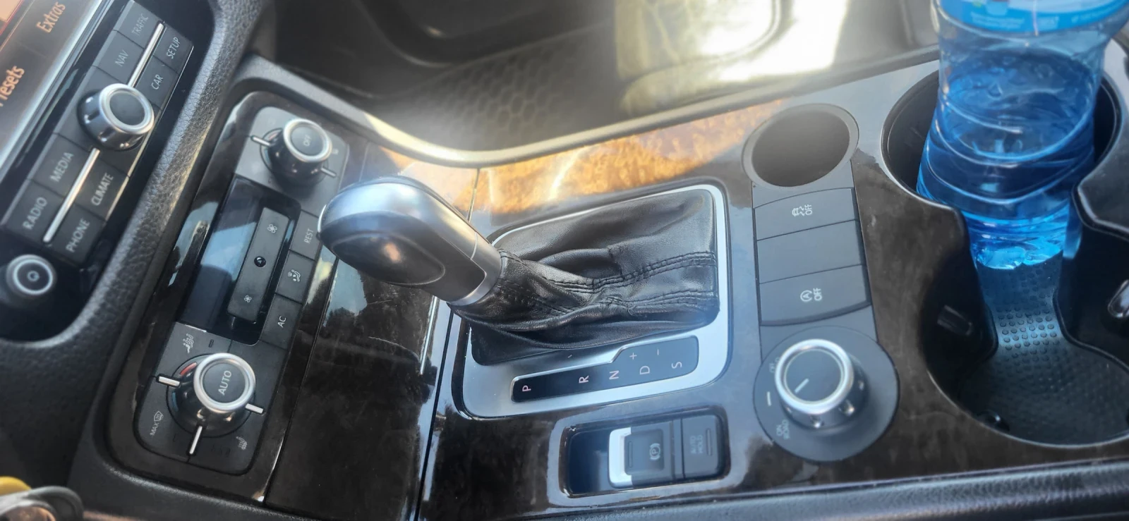 VW Touareg З.0 V6 blue moution, снимка 17 - Автомобили и джипове - 55989144