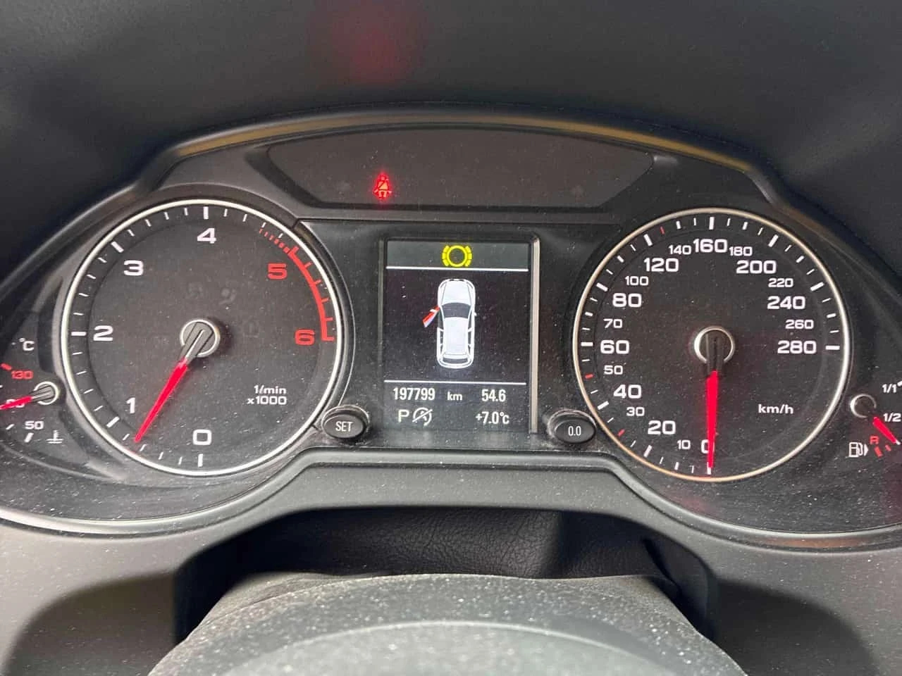 Audi Q5 * 3.0L TDI Progressiv * CARFAX * ����� ����������  | Mobile.bg � ����������� 8