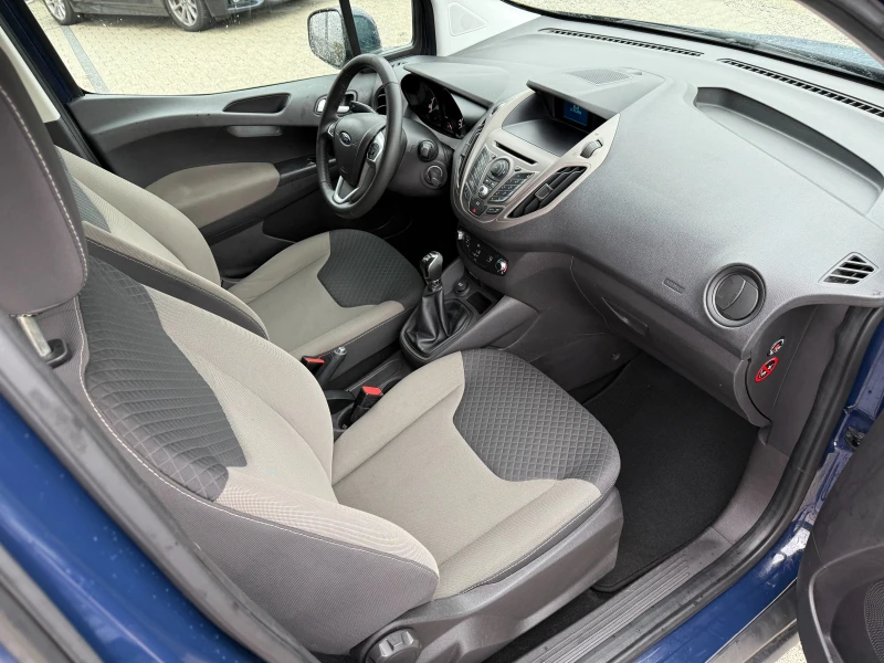 Ford Tourneo Courier 1.5TDCI Климатик , снимка 8 - Бусове и автобуси - 49722767