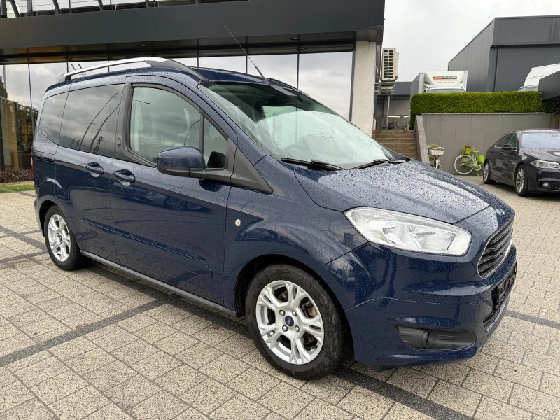 Ford Tourneo Courier 1.5TDCI Климатик , снимка 2 - Бусове и автобуси - 49722767