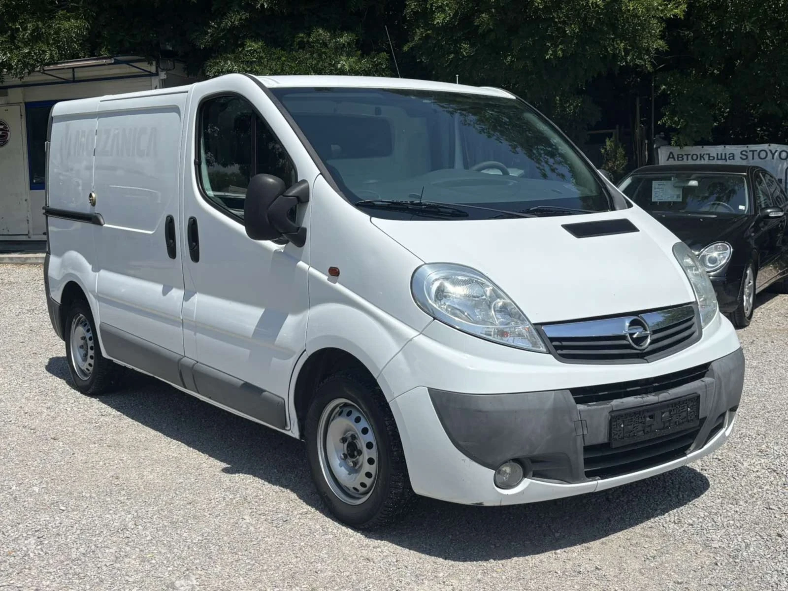 Opel Vivaro 2.0 CDTI, снимка 4 - Бусове и автобуси - 55332803