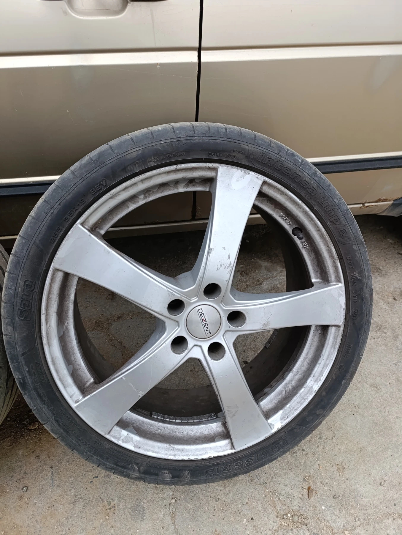 Гуми с джанти 255/35R19, снимка 5 - Гуми и джанти - 56740107