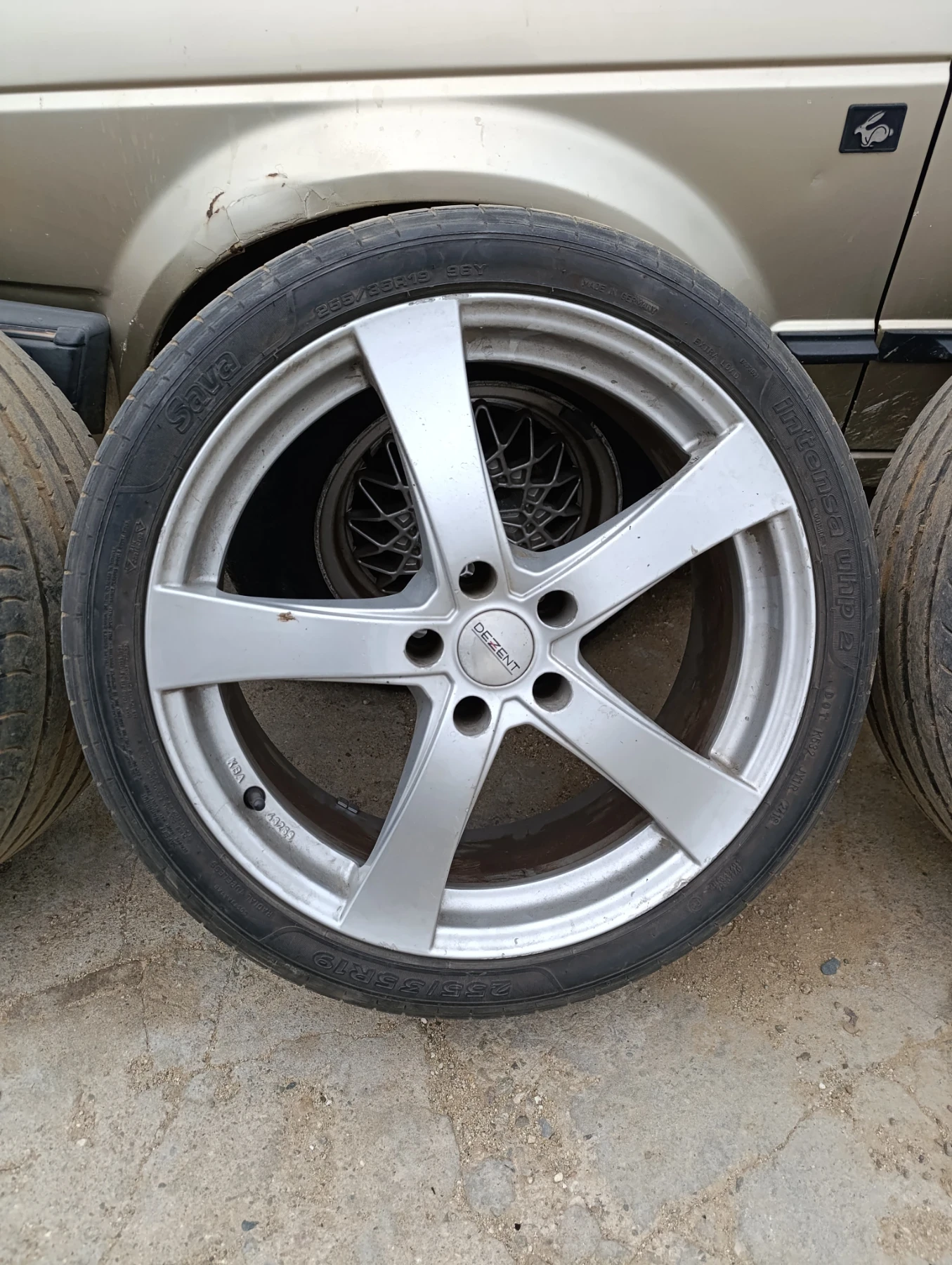Гуми с джанти 255/35R19, снимка 3 - Гуми и джанти - 56740107