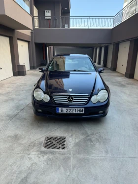 Mercedes-Benz C 220, снимка 2