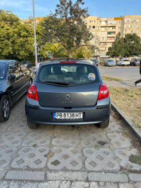 Renault Clio 1.6 16v, снимка 2