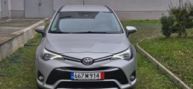 Toyota Avensis 1.8 benzin, безключово, камера, 2019, снимка 2