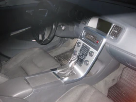 Volvo V60, снимка 13