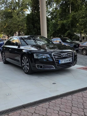 ������ Audi A8