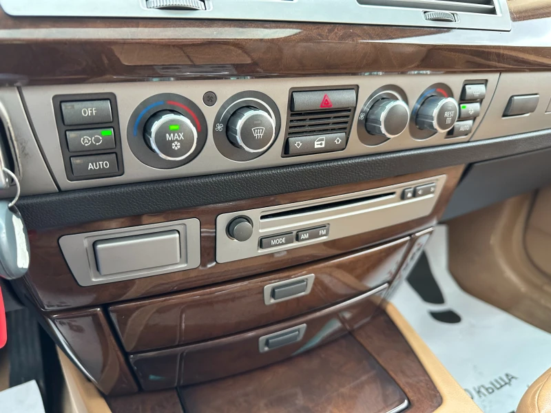 BMW 740 I Facelift, снимка 15 - Автомобили и джипове - 47523253