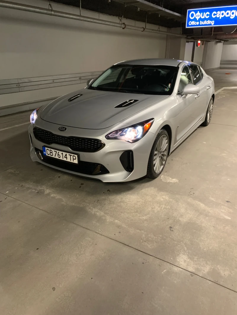 Kia Stinger 2.0 T, снимка 1 - Автомобили и джипове - 48250178