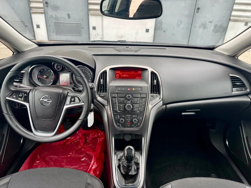 Opel Astra 1.6 I * COSMO* , снимка 8 - Автомобили и джипове - 48681030