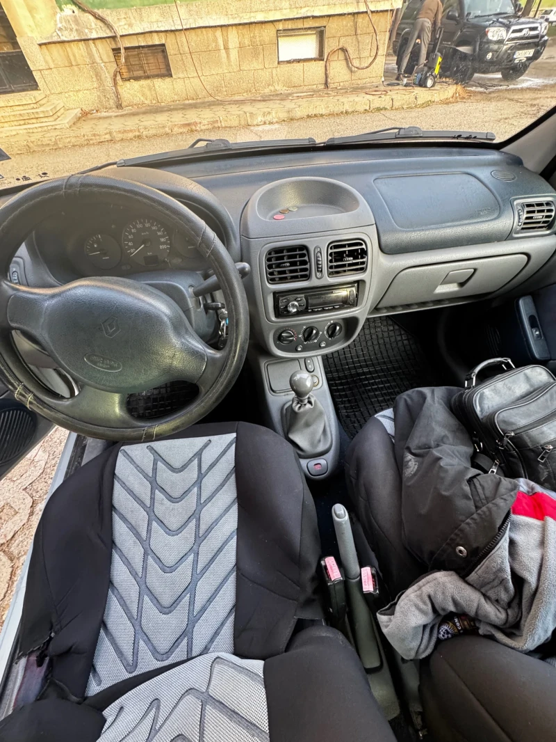 Renault Clio 1.2, снимка 9 - Автомобили и джипове - 48755008