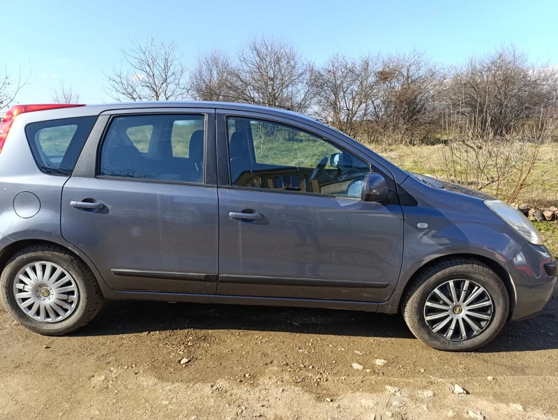 Nissan Note, снимка 4 - Автомобили и джипове - 48976722