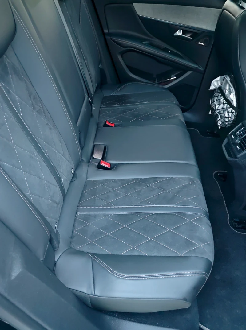 Peugeot 3008 GT, снимка 8 - Автомобили и джипове - 52498485