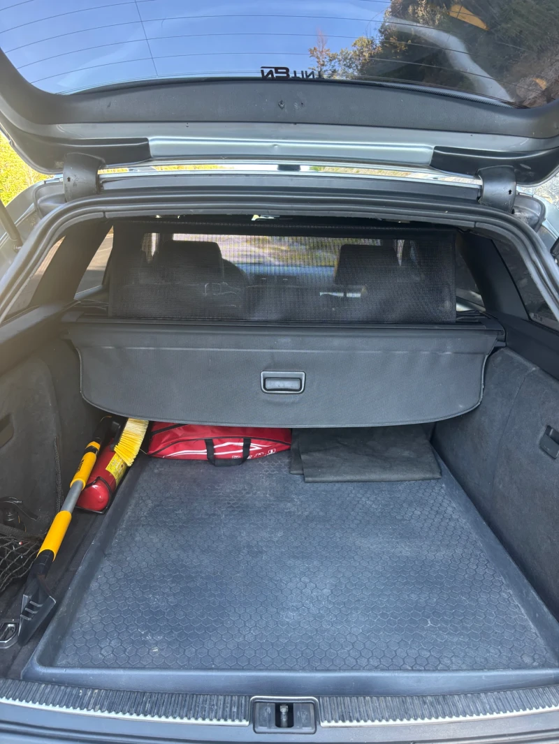 Audi A4 A4 B7 2.0 TDI Sline, снимка 8 - Автомобили и джипове - 52401269