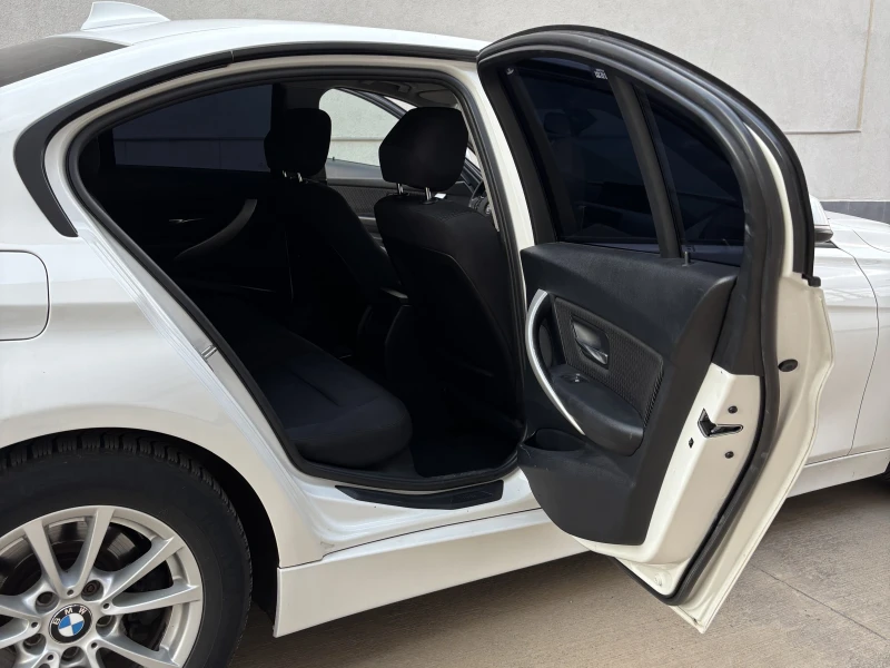 BMW 318, снимка 4 - Автомобили и джипове - 52254305