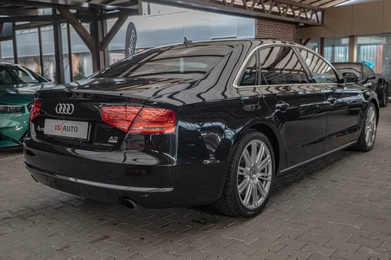 Audi A8 4.2i/Long/Камера/Обдухване/Bose/Side Assist, снимка 6 - Автомобили и джипове - 52436042
