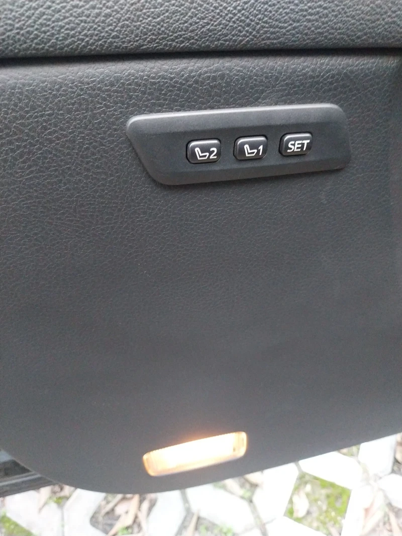 Toyota Avensis, снимка 6 - Автомобили и джипове - 52564557