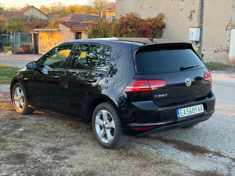 VW Golf eGolf 24 kw Бартер , снимка 5 - Автомобили и джипове - 52568811