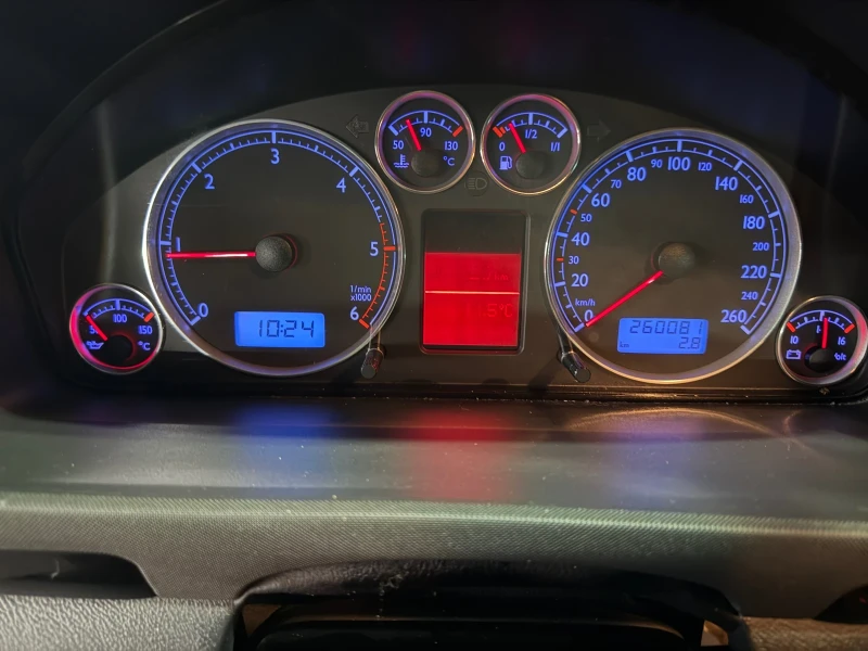 VW Sharan 1.9  tdi 131 кс  Germany Top full, снимка 14 - Автомобили и джипове - 53014172