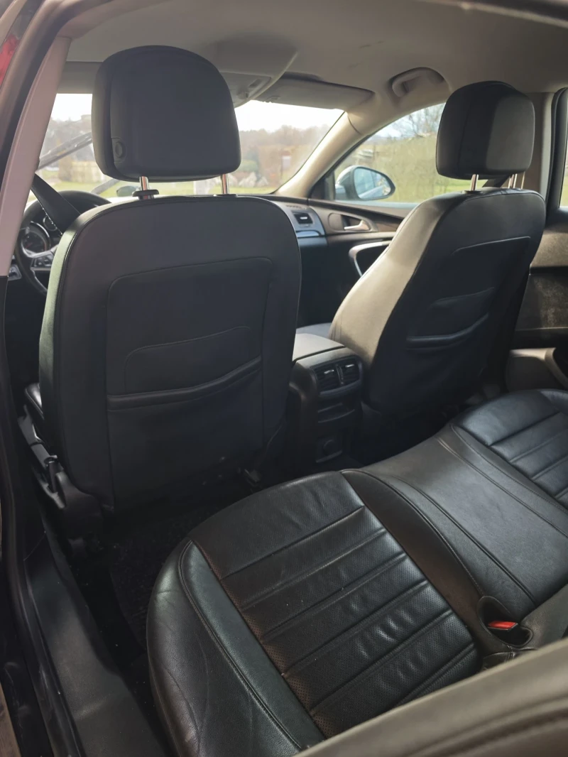Opel Insignia 2.2 CDI 192 HP- Седан, Всички екстри, снимка 13 - Автомобили и джипове - 53133245