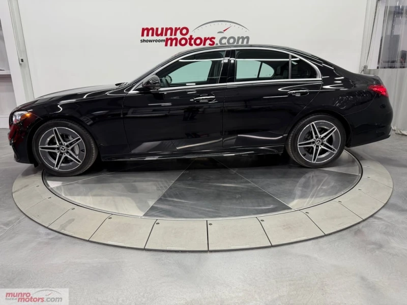 Mercedes-Benz C 300 2024 * CARFAX * ПОДГРЕВИ* ШИБИДАХ, снимка 3 - Автомобили и джипове - 53302330