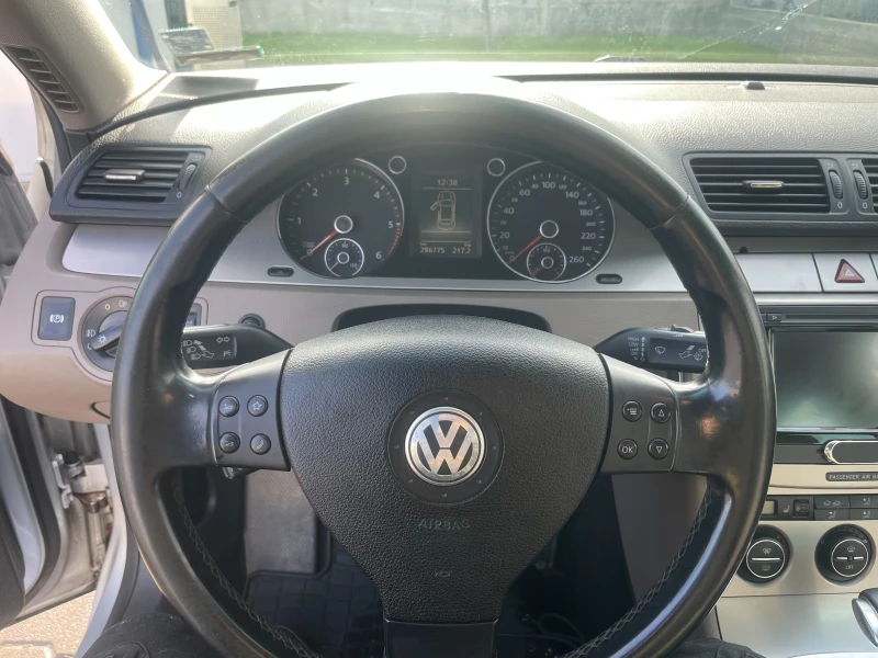 VW Passat, снимка 8 - Автомобили и джипове - 53327905