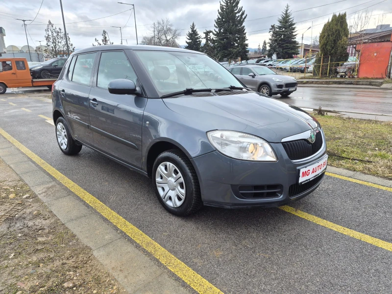 Skoda Fabia 1.2i, снимка 3 - Автомобили и джипове - 53370733