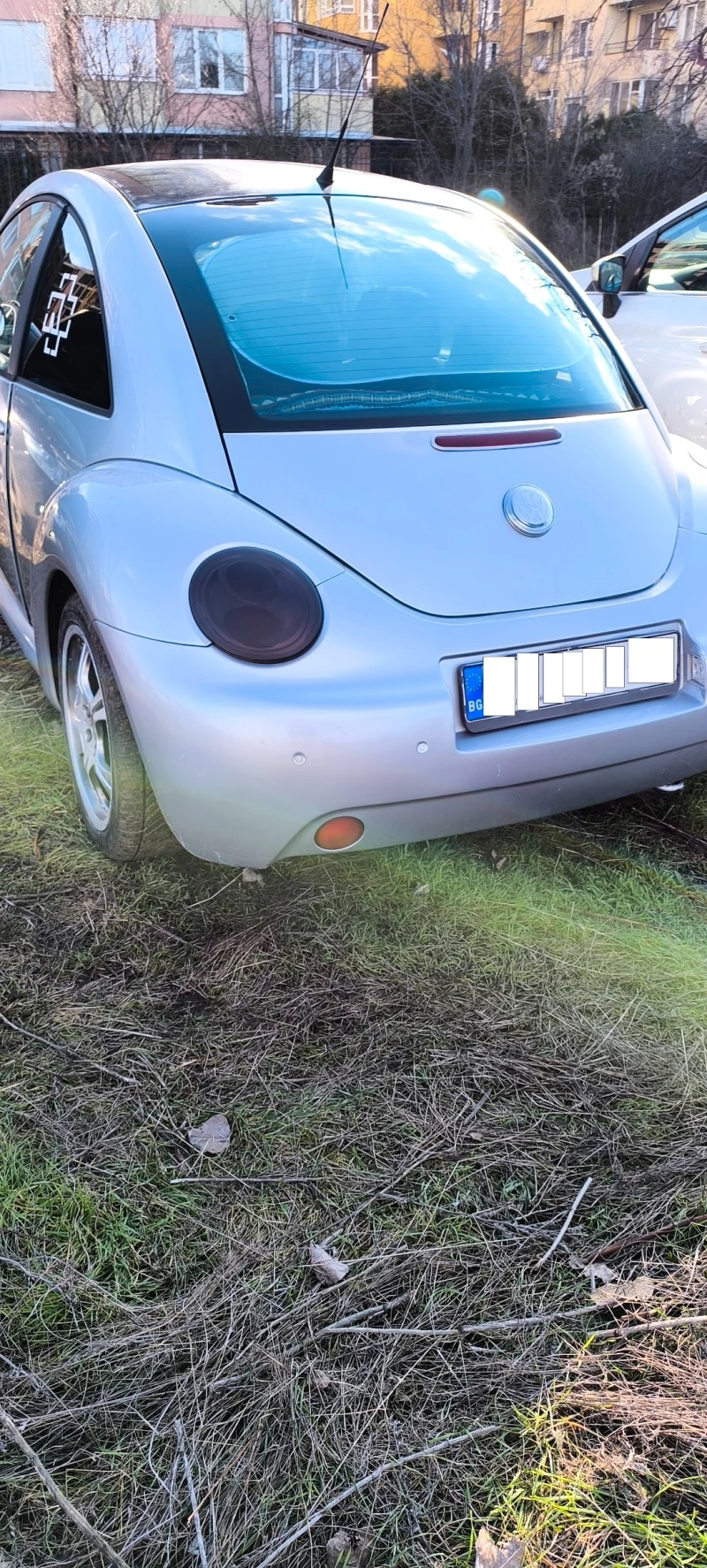 VW New beetle, снимка 3 - Автомобили и джипове - 53403501