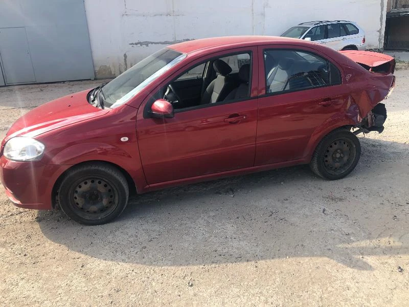 Chevrolet Aveo 1.4 101 кс автомат - изображение 4