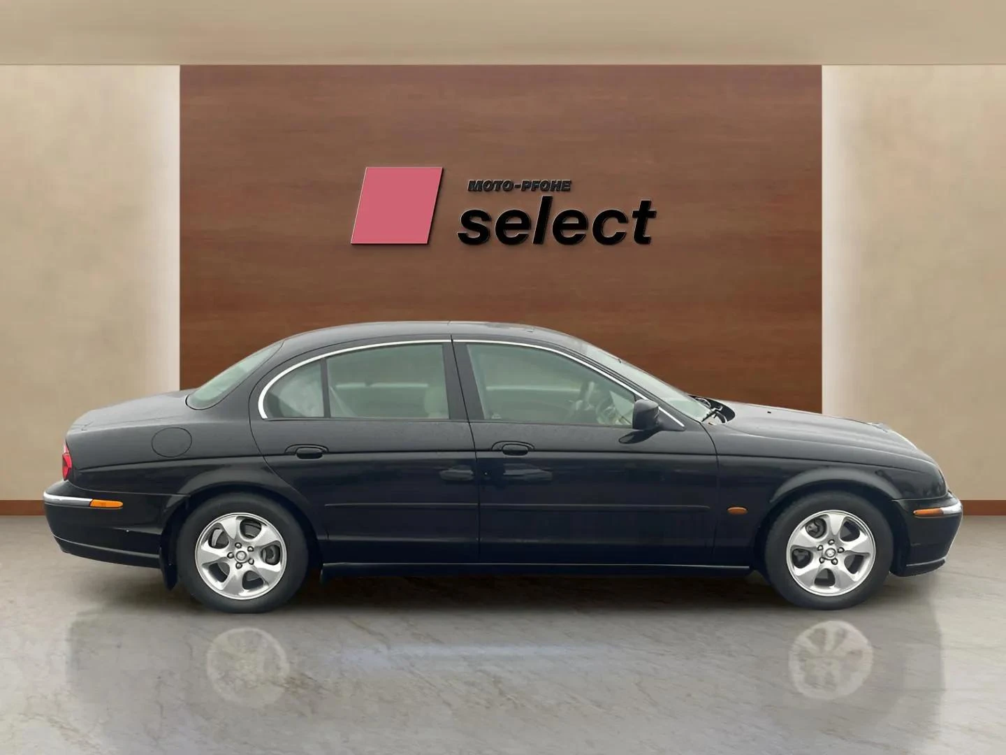 Jaguar S-type 3.0i - изображение 6